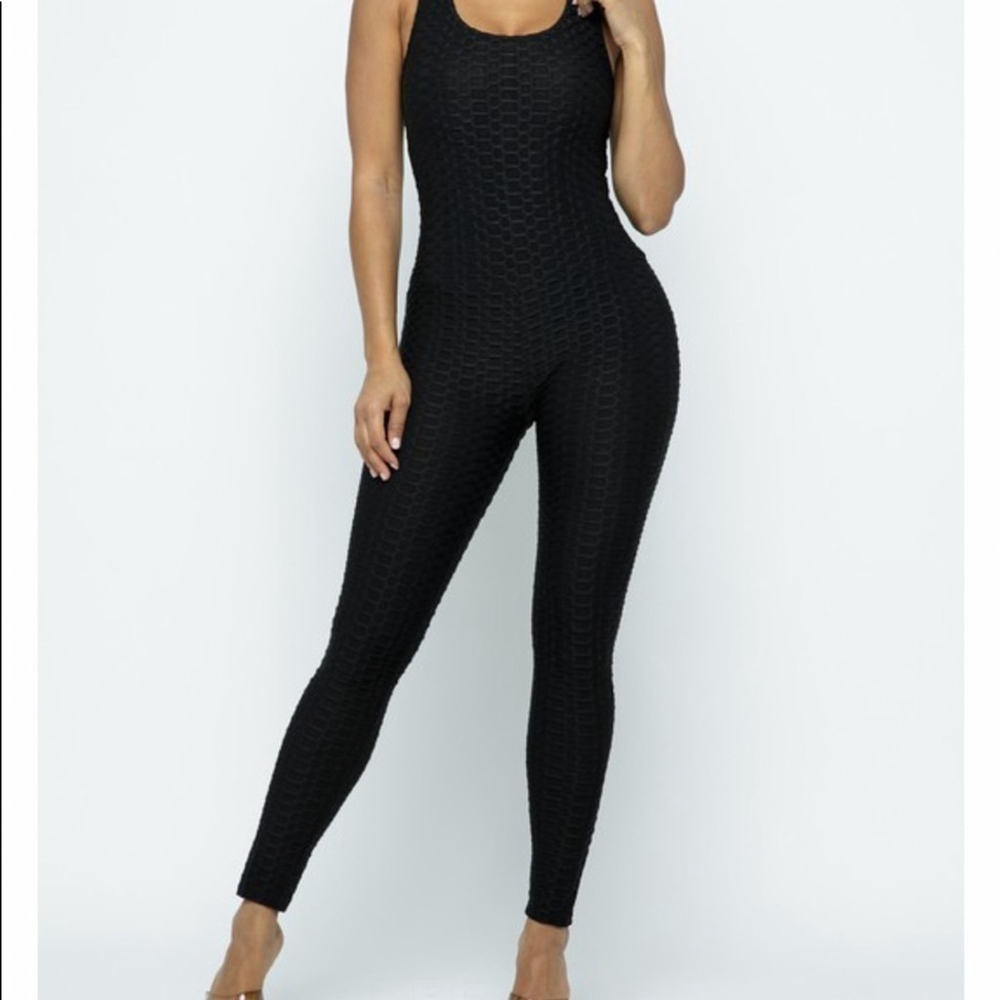 Honeycomb catsuit butt lifting and sculpting. Black. Small. NWT